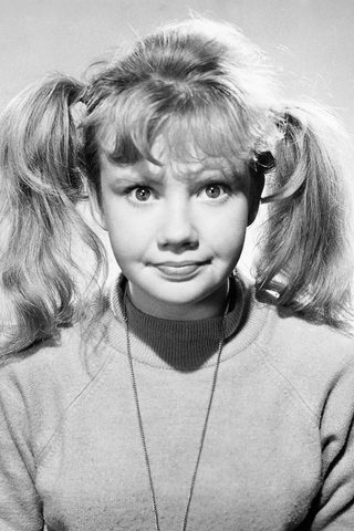 Hayley Mills, photo 2 of 3