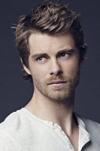 Luke Mitchell, photo 1 of 3