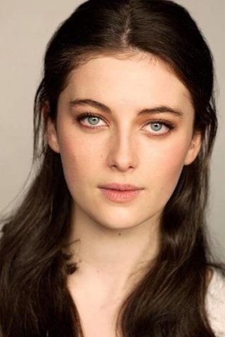 Millie Brady, photo 3 of 3