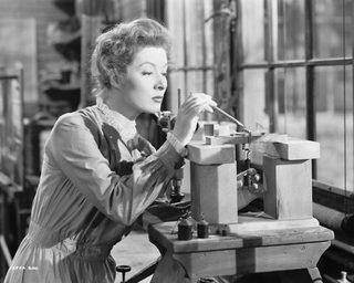 Madame Curie still 3