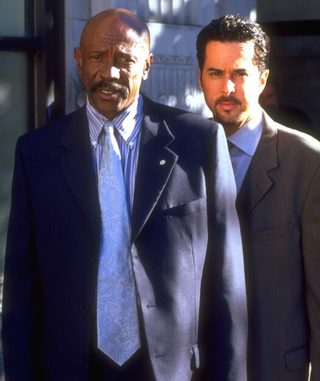 The Inspectors 2: A Shred of Evidence still 7