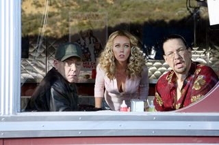 Sharknado 3: Oh Hell No! still 5