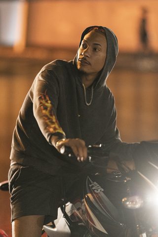 Flow Calle still 4