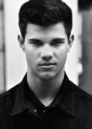 Taylor Lautner