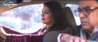 Sharmaji Namkeen still 2
