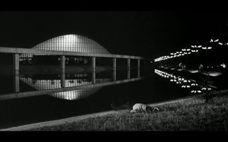 Omicron still 4