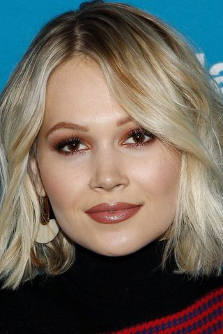 Kelli Berglund, photo 1 of 3