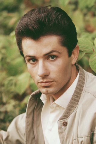 George Chakiris, photo 3 of 3