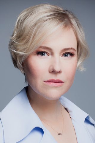 Kristin Booth, photo 2 of 3