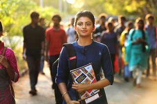 Kamali from Nadukkaveri still 7