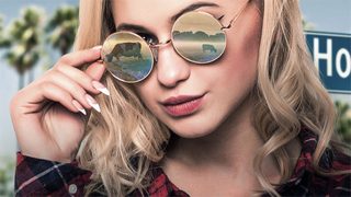 True Confessions of a Hollywood Starlet still 3