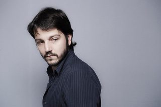 Diego Luna, photo 3 of 3