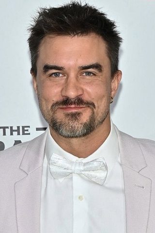Rob Mayes, photo 2 of 3