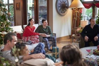 Five Star Christmas still 4