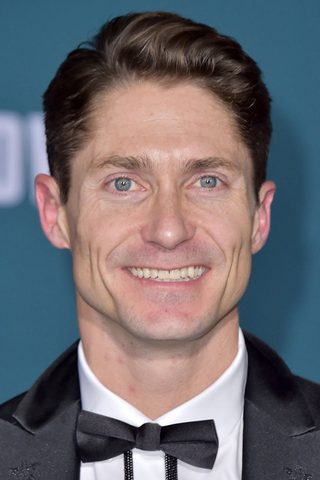 Matthew MacCaull, photo 1 of 3