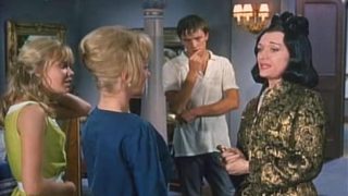 The Moon-Spinners still 4