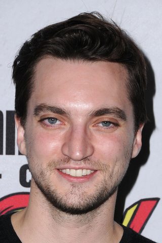 Richard Harmon, photo 3 of 3