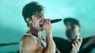 Shawn Mendes: Live in Concert still 2