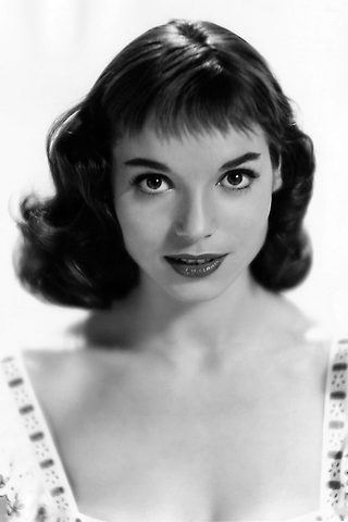 Elsa Martinelli, photo 2 of 3
