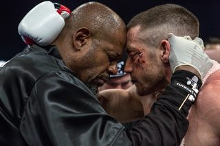 Southpaw still 2