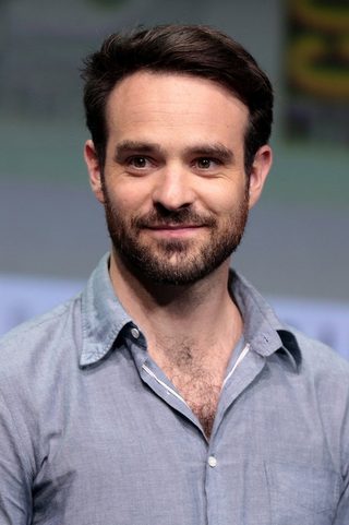 Charlie Cox, photo 1 of 3