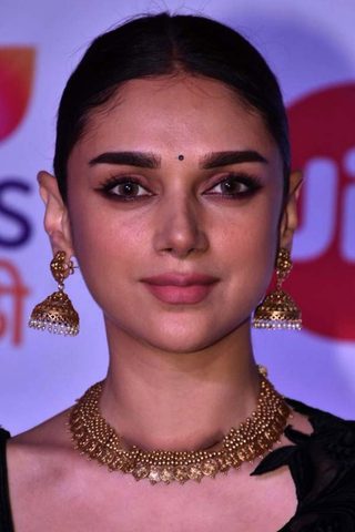 Aditi Rao Hydari, photo 2 of 3