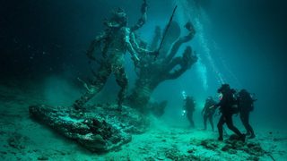 Treasures from the Wreck of the Unbelievable still 2