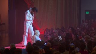 Elvis still 6
