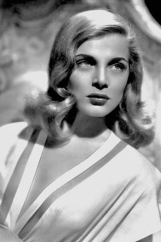 Lizabeth Scott, photo 3 of 3