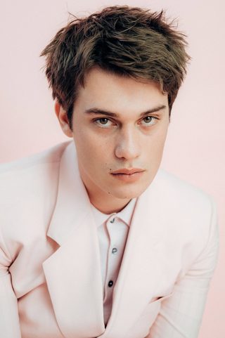 Nicholas Galitzine, photo 1 of 3