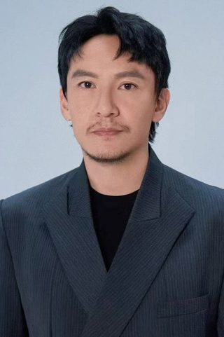 Chen Chang, photo 3 of 3