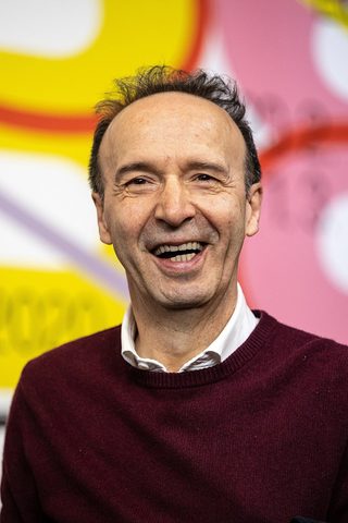 Roberto Benigni, photo 2 of 3