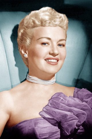 Betty Grable, photo 2 of 3
