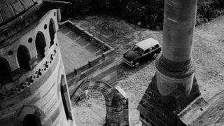 The Haunting still 8