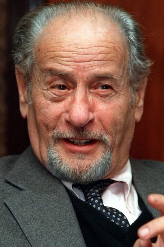 Eli Wallach, photo 3 of 3