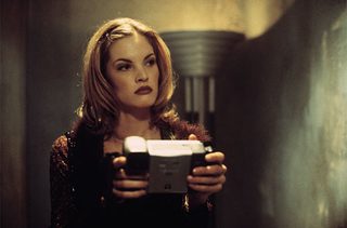 House on Haunted Hill still 7