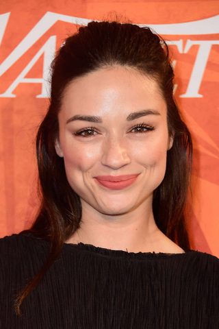 Crystal Reed, photo 1 of 3