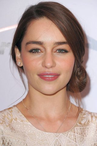Emilia Clarke, photo 2 of 3