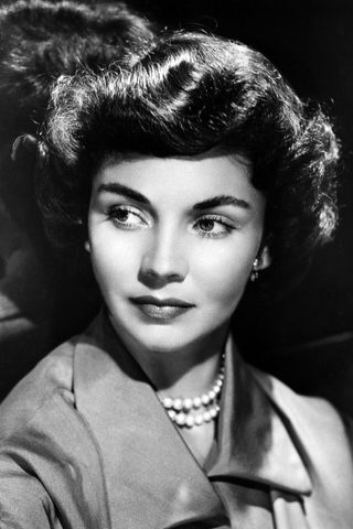 Jennifer Jones, photo 1 of 3