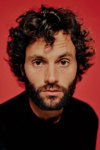Penn Badgley, photo 3 of 3