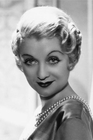 Constance Bennett, photo 3 of 3