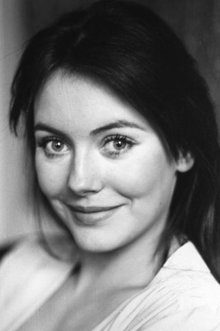 Lesley-Anne Down, photo 1 of 3