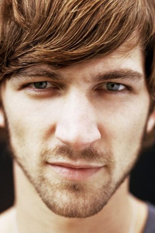 Michiel Huisman, photo 2 of 3