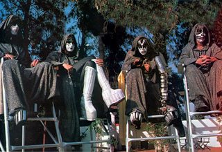 KISS Meets the Phantom of the Park still 6