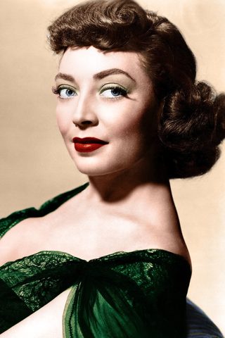 Marie Windsor, photo 2 of 3