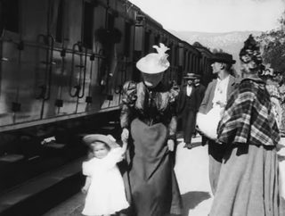 The Arrival of a Train at La Ciotat still 5