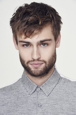Douglas Booth, photo 3 of 3