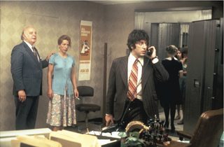 Dog Day Afternoon still 3