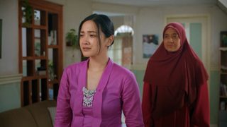 Pantaskah Aku Berhijab still 3