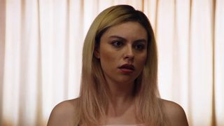 Las sirvientas calientes 4 still 1